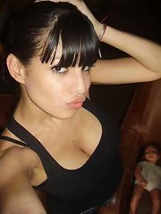 romantic woman looking for guy in Strykersville, New York
